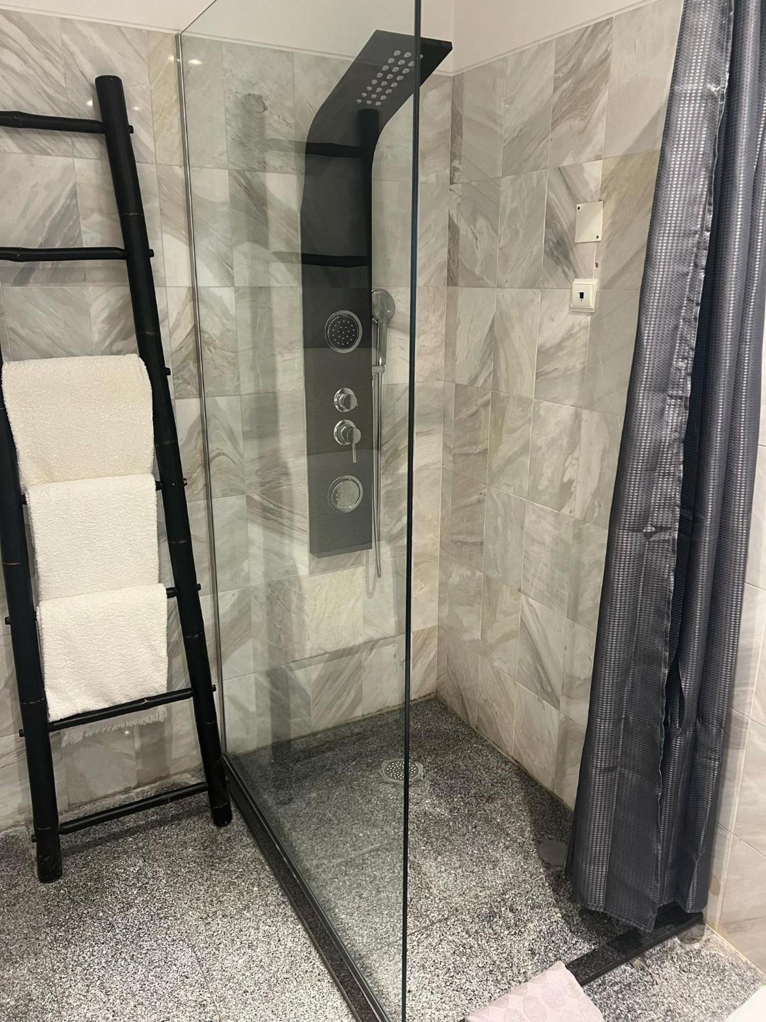 Apartamento Rocha Mar 3m *